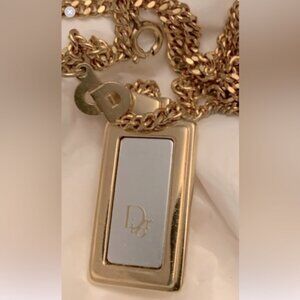 Dior necklace